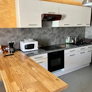 2 - Lits King Size - Wifi - Baignoire Appartement